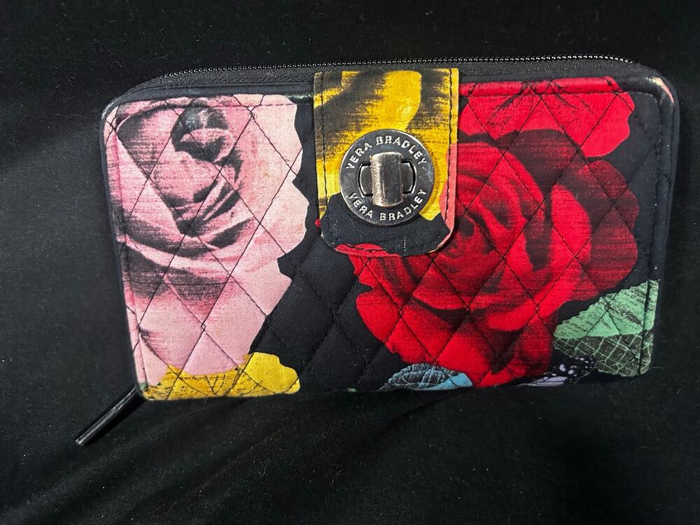 Vera Bradley Havana Rose Turnlock Wallet Quilted Black Floral Organizer